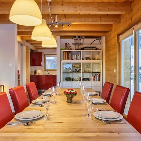 シャレー Chalet Tetra New Chalet For 10 2 Indoor Parking Spots *