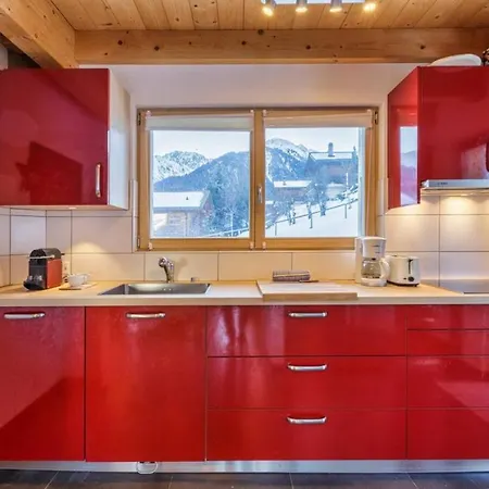 Chalet Tetra New Chalet For 10 2 Indoor Parking Spots 木屋 拉茨欧马兹