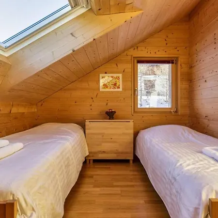 Chalet Chalet Tetra New Chalet For 10 2 Indoor Parking Spots *